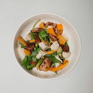Ejemplo de una dieta keto balanceada, rica en grasas saludables y baja en carbohidratos